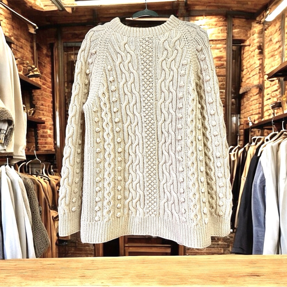 NWOT 🇮🇪 Handmade fishermen's Classic Cable Kit 100% Lambswool Sweater Unisex M